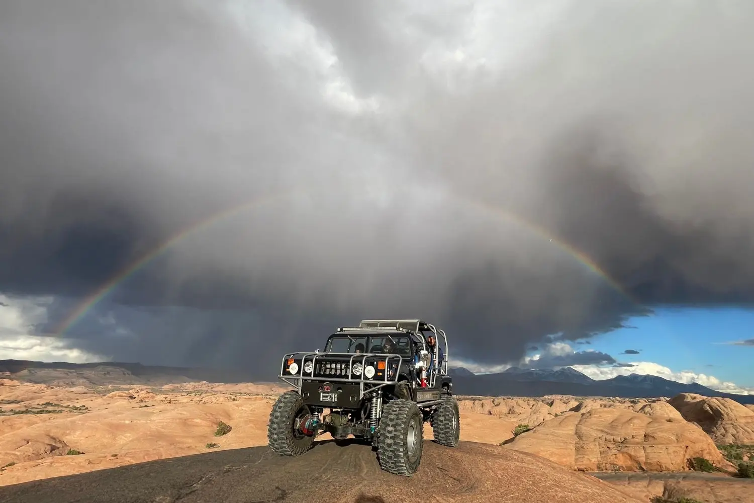 Moab Grand Tours Scenic Rainbow with the Beast & Hell's Revenge in Moab, Utah